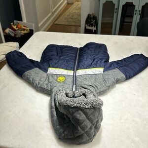Boys size 5 winter fleece coat excellent condition